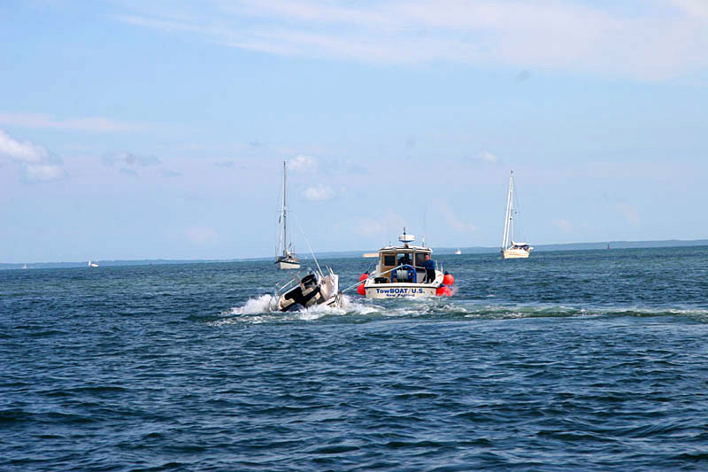 TowBoatU.S. New Bedford Dalvage